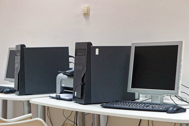 昆山上门维修电脑 电脑系统安装一步到位